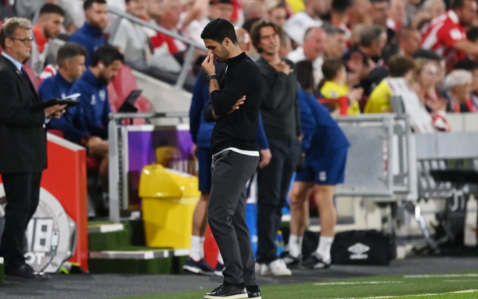 Мениджърът на Арсенал Микел Артета остана много разочарован от загубата