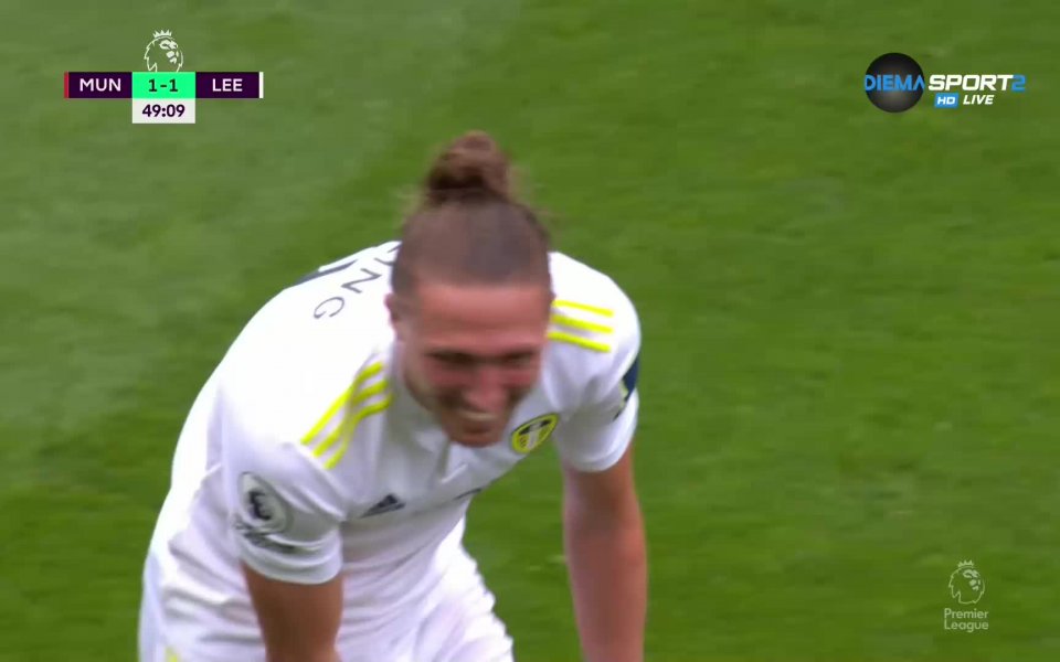 Лийдс стартира ударно втората част и в 49-ата минута изравниха