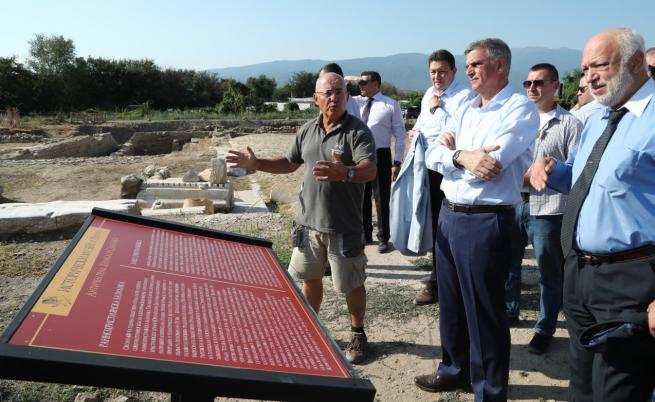  Стефан Янев посети Античния град 