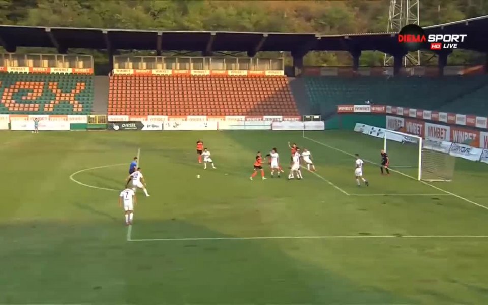 Отборът на Септември София надви Литекс с 1:0.