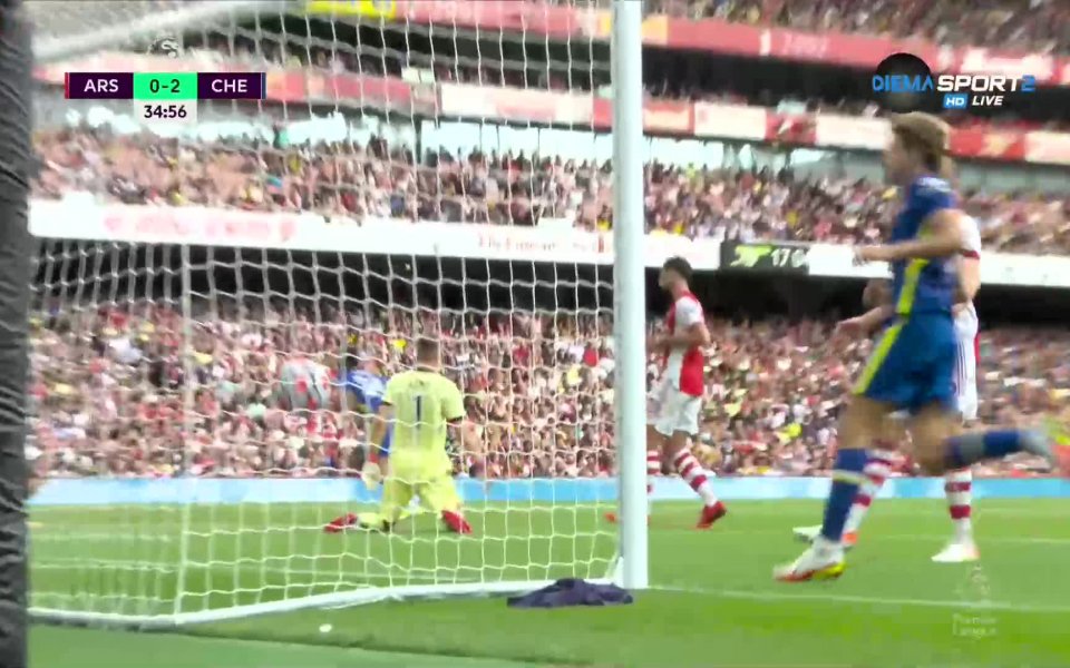 В 35-ата минута гостите в срещата организираха поредното си добро