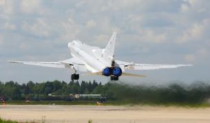 Руски бомбардировач Ту-22М3 се разби в Русия