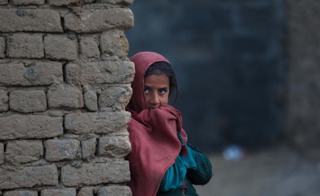 Един милион деца може да умрат от глад в Афганистан