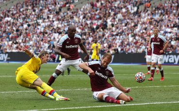 Отборите на Уест Хем и Кристъл Палас завършиха при резултат