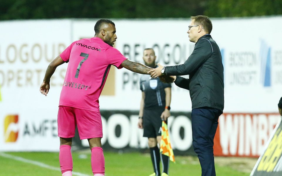 Халфът на Лудогорец Алекс Сантана спечели приза на Gong.bg за