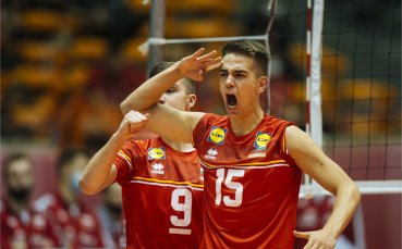 България започна участието си на Балканското първенство по волейбол за