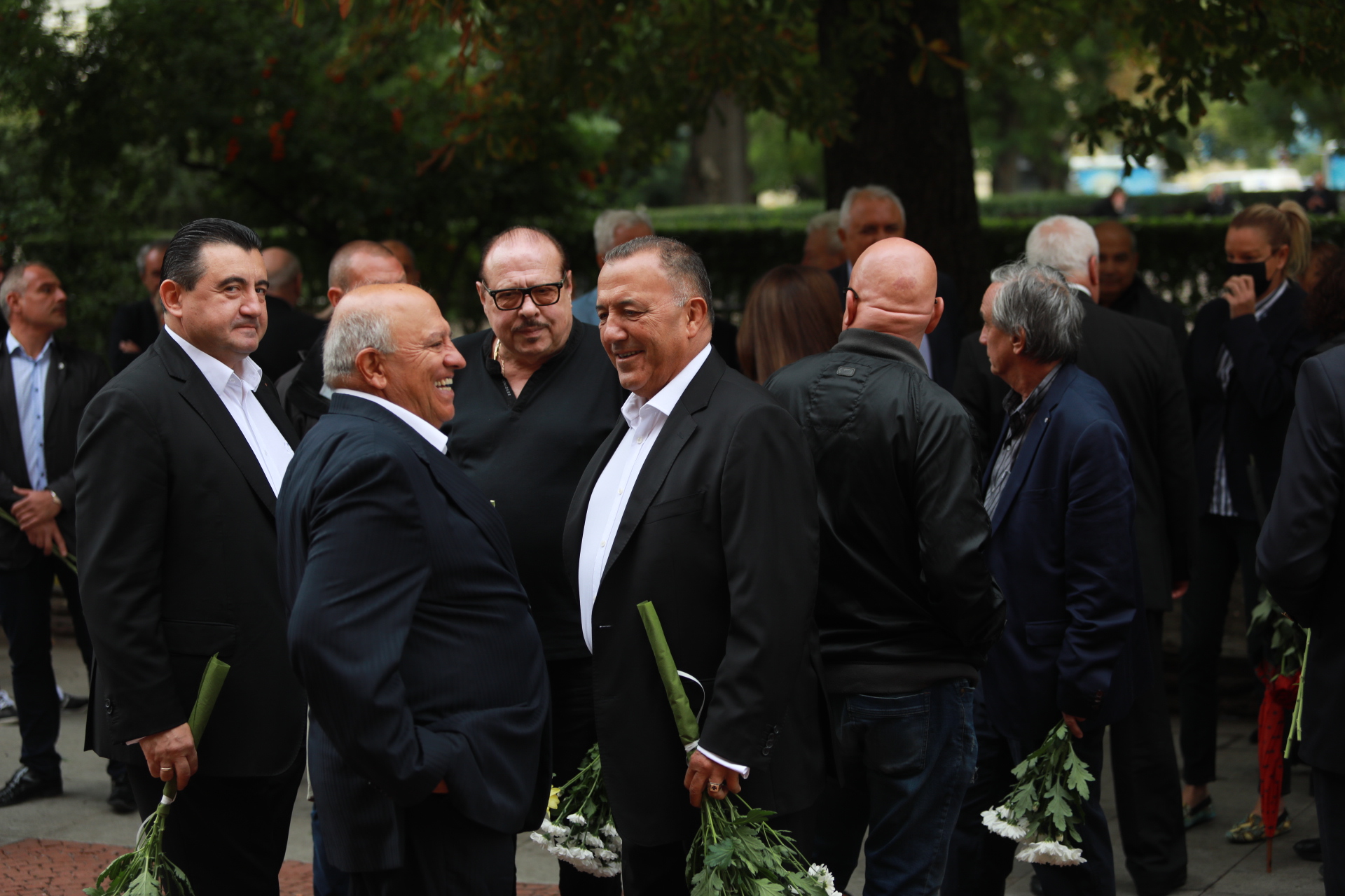 <p>Близки, политици и общественици се простиха с Борислав Дионисиев</p>