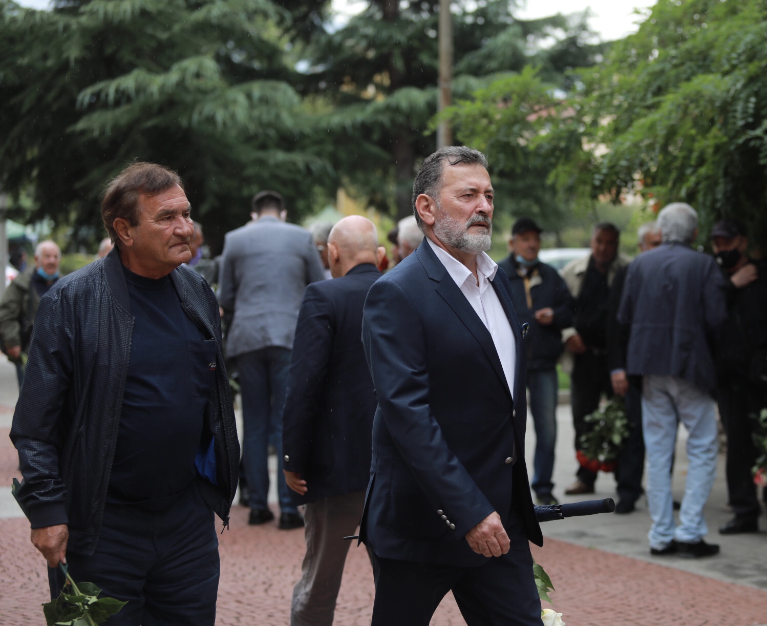 <p>Близки, политици и общественици се простиха с Борислав Дионисиев</p>