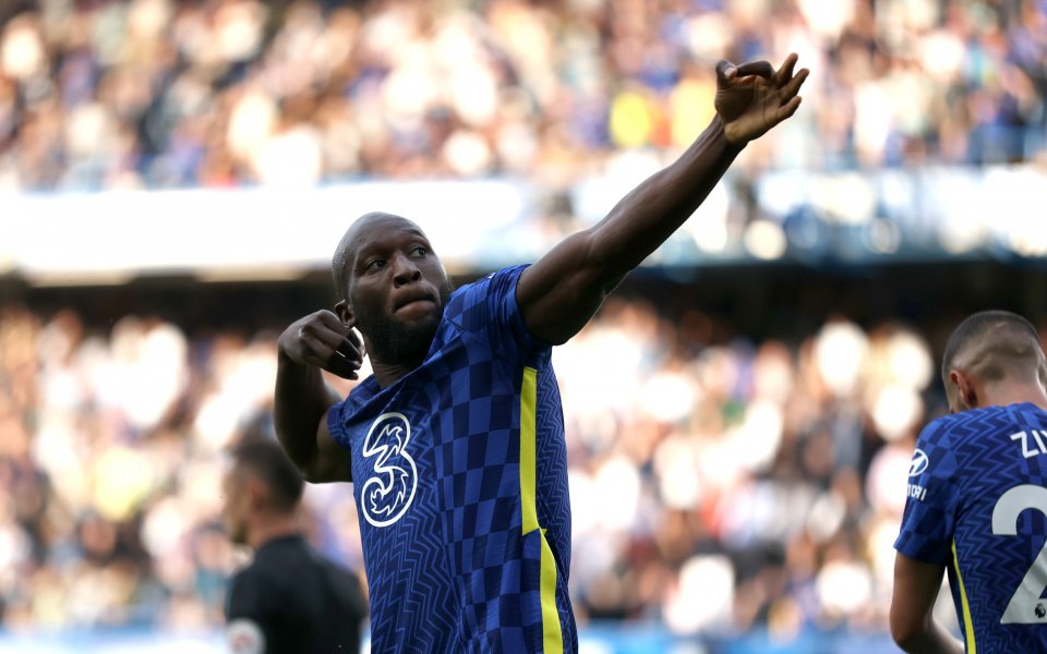 Челси успя да надиграе с лекота състава на Астън Вила