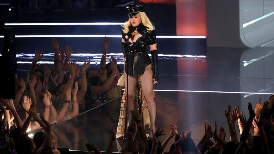 След престоя в болница: Мадона се завръща към репетициите за турнето си