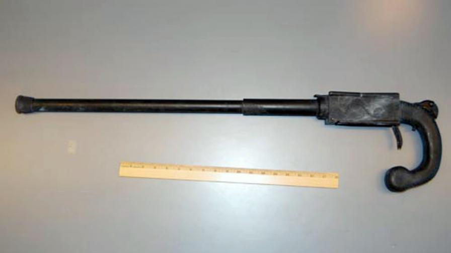 Пушката във фрома на бастун от случая на крадеца с якичка бомба