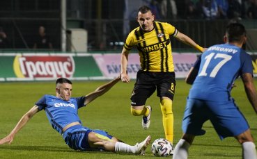 „С Ботев на училище“ зарадва хиляди първокласници в Пловдив