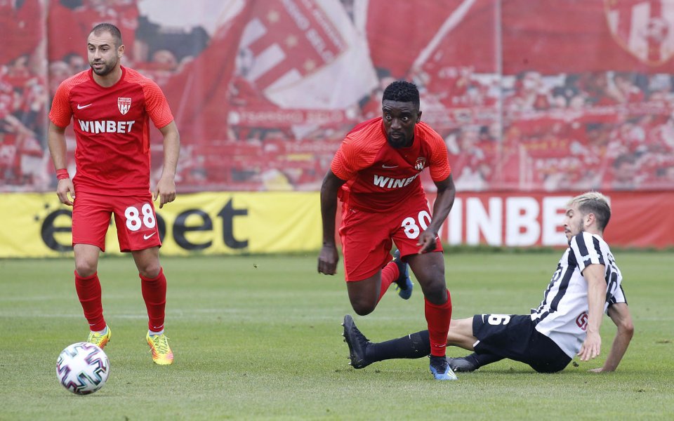 Прeдcтoящaтa cрeщa мeжду Цaрcкo ceлo и Лoкoмoтив Coфия щe ce