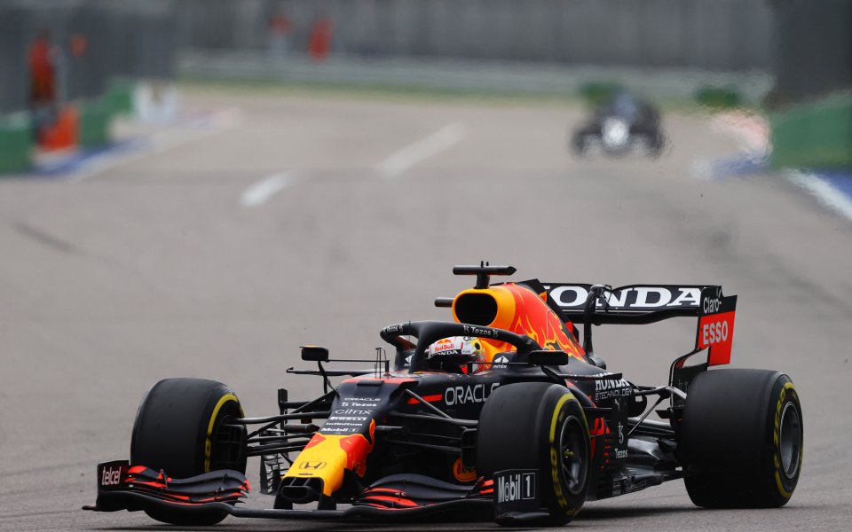 След като стартира надпреварата за Гран при на Русия последен,