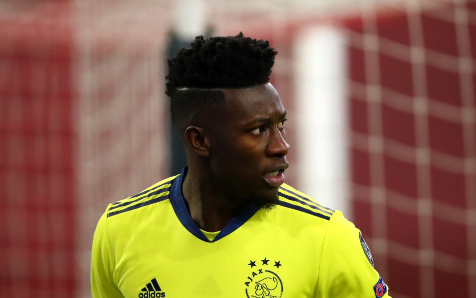 Вратарят на Аякс Андре Онана е уведомил ръководството на клуба,