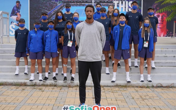 Гаел Монфис зарадва деца на Sofia Open 2021
