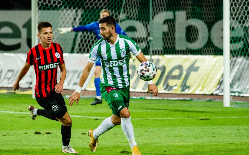 Даниел Генов е пред завръщане в Локомотив София. Един от