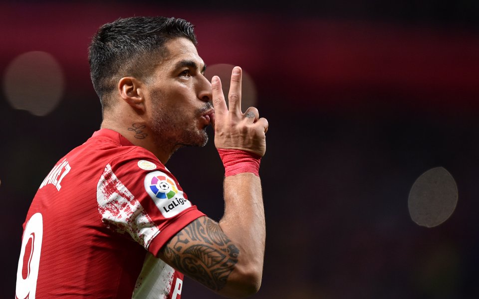 Луис Суарес не пропусна да накаже бившия си отбор Барселона,