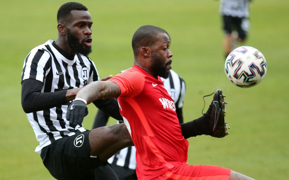 Локомотив Пловдив победи Царско село с 2:0 в контролна среща,