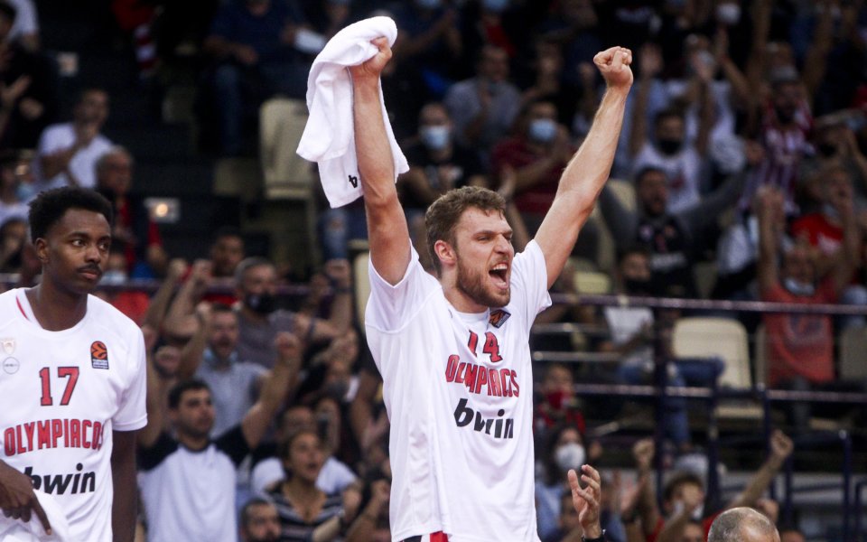 "Обичам баскетбола. Сърцето ми, целият ми живот са посветени на