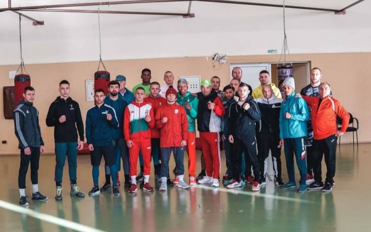 Кристиян Николов пръв от нашите на ринга в Белград днес