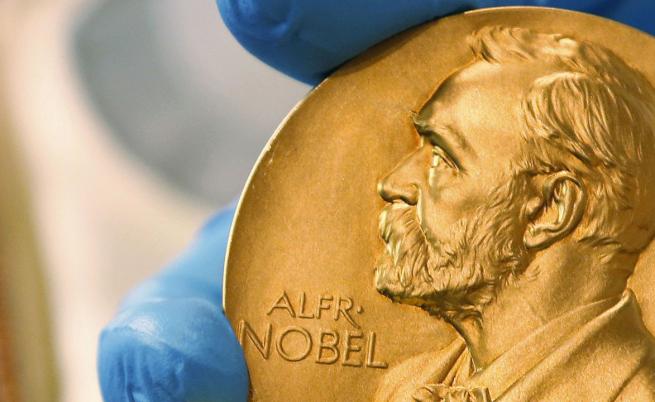 Нобеловите награди няма да имат полови или етнически квоти
