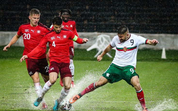 Швейцария отдалечи младежите от Евро 2023