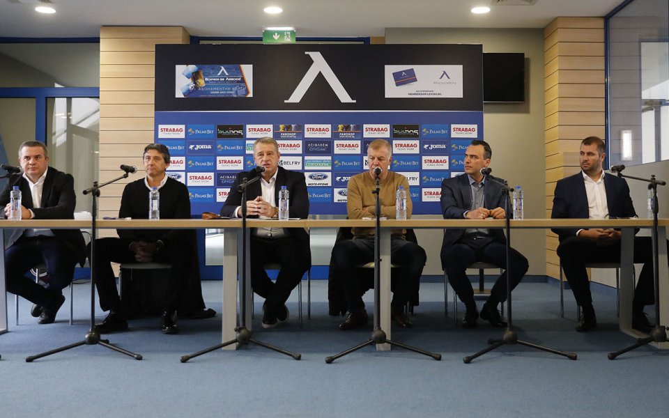 Силните хора в Левски &ndash; Наско Сираков, Станимир Стоилов и