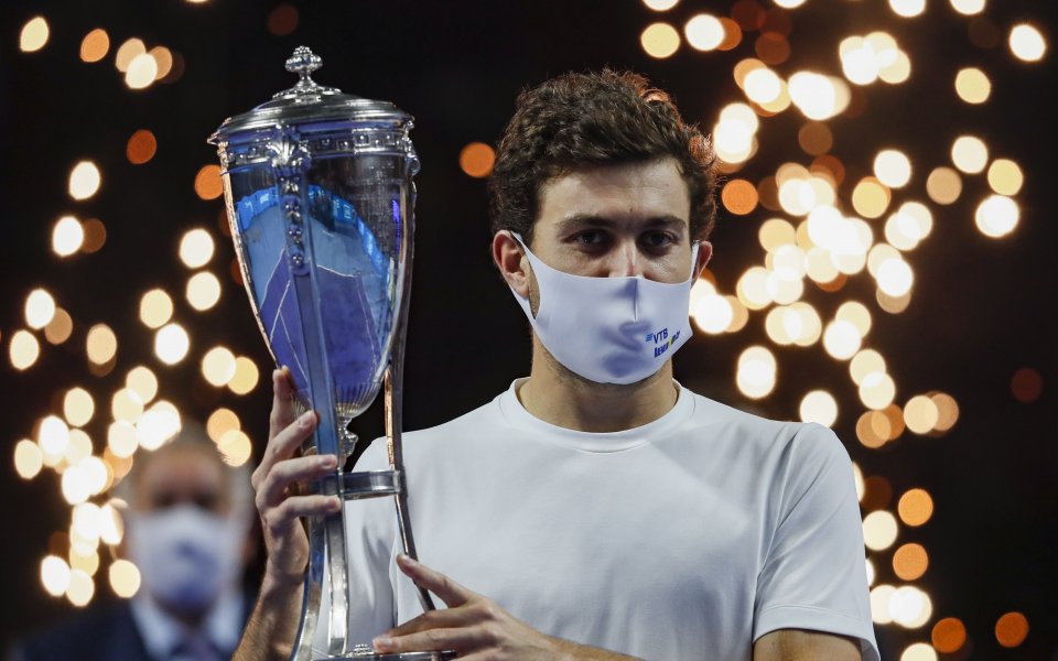 Руснакът Аслан Карацев спечели титлата на турнира по тенис на