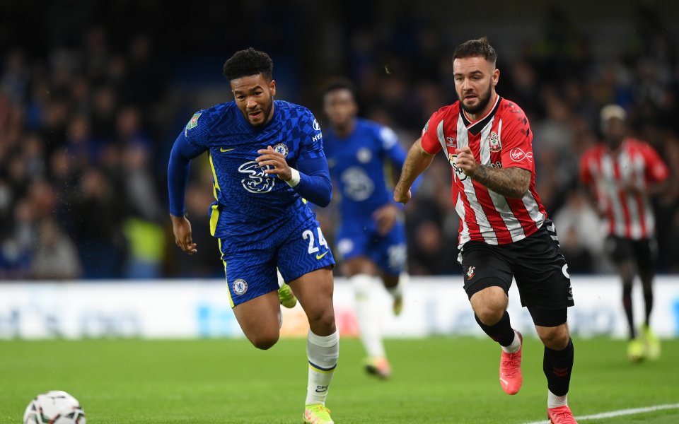 Отборите на Челси и Саутхемптън играят при резултат 1:0 в