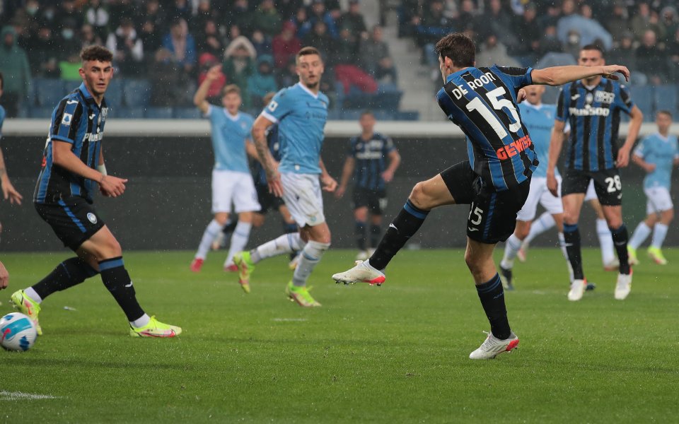 Аталанта и Лацио завършиха наравно 2:2 в първи мач от