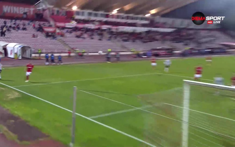 В 66-ата минута Георги Минчев оформи своя хеттрик в срещата,