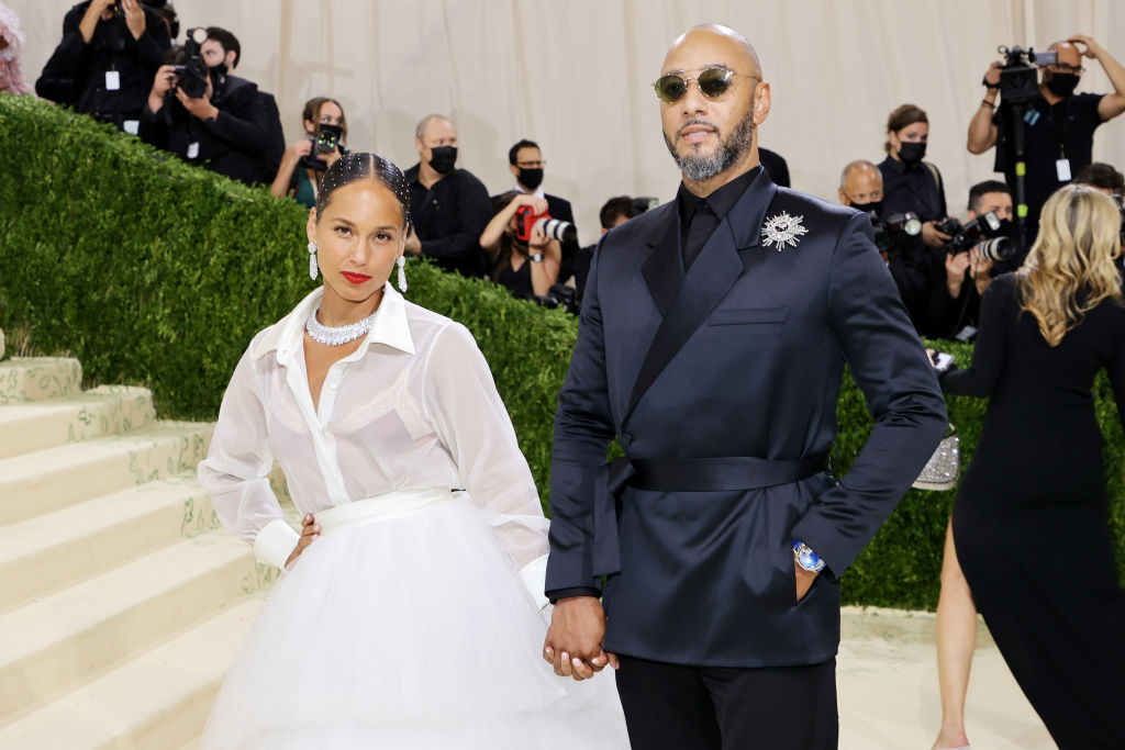 <p>Алиша Кийс и Swizz Beatz по време на Мет Гала 2021</p>