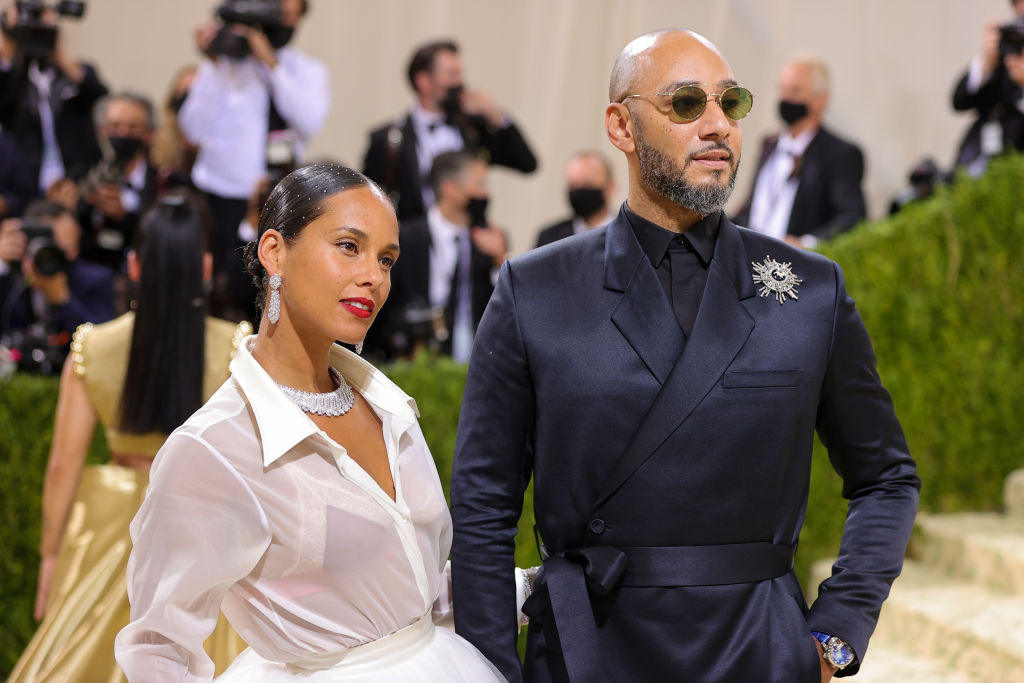 <p>Алиша Кийс и Swizz Beatz по време на Мет Гала 2021</p>