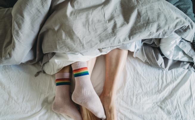 Мит или реалност: Сексът с чорапи носи повече оргазми?