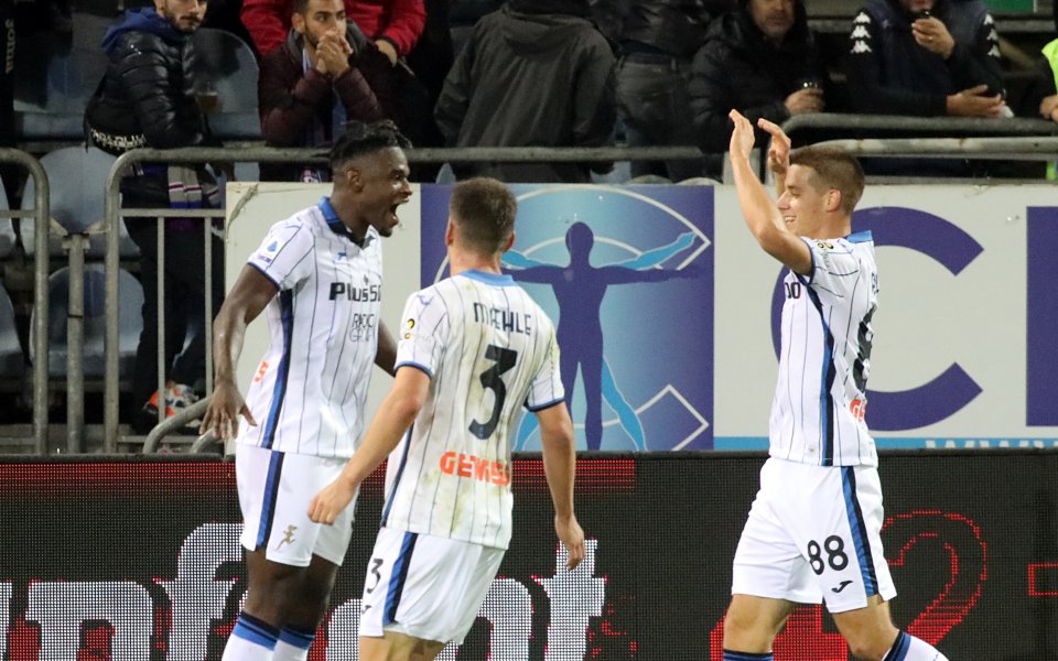 Аталанта победи Каляри с 2:1 като гост в мач от