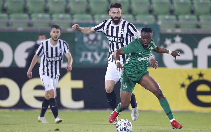 Лудогорец ще опита да скъси дистанцията до ЦСКА с тежко гостуване в Пловдив