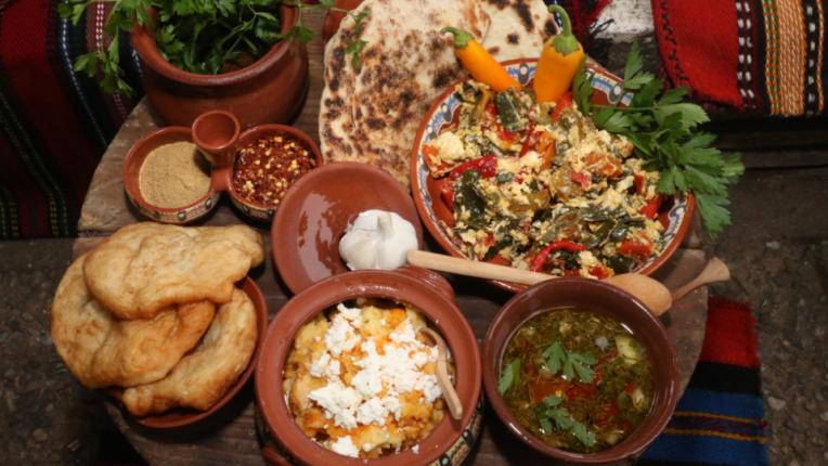 българска кухня храна традиции вкусно трапеза