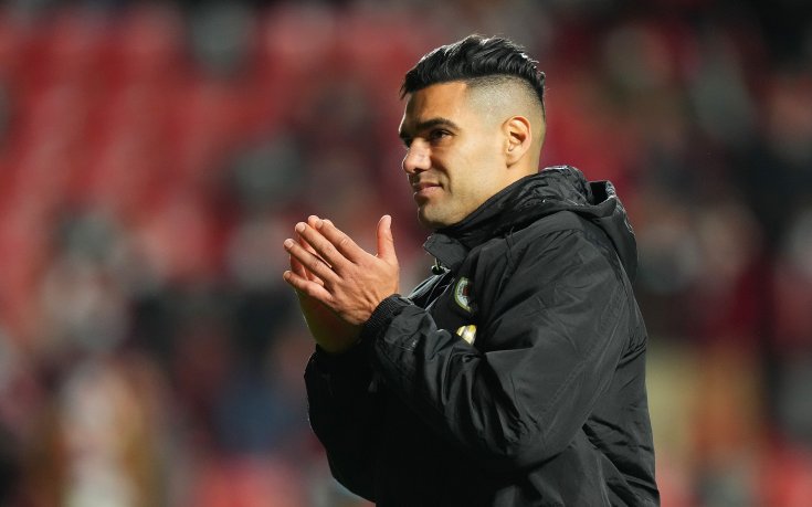 Фалкао преподписва с Райо Валекано за още един сезон