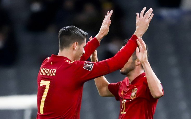 Испания изкова ценен успех в Атина и свали Швеция от върха