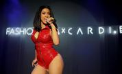 Cardi B влезе в болница, отмени участия