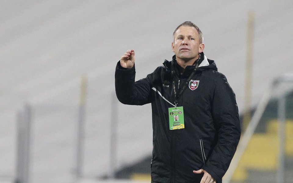 Даниел Моралес за пореден път изрази съжаление, че Ботев Враца