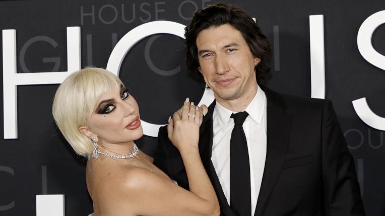  Лейди Гага заблестя за премиерата на „ Домът на Gucci ” в Ел Ей 