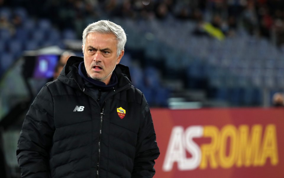 Треньорът на Рома Жозе Моуриньо няма да пуска резерви срещу