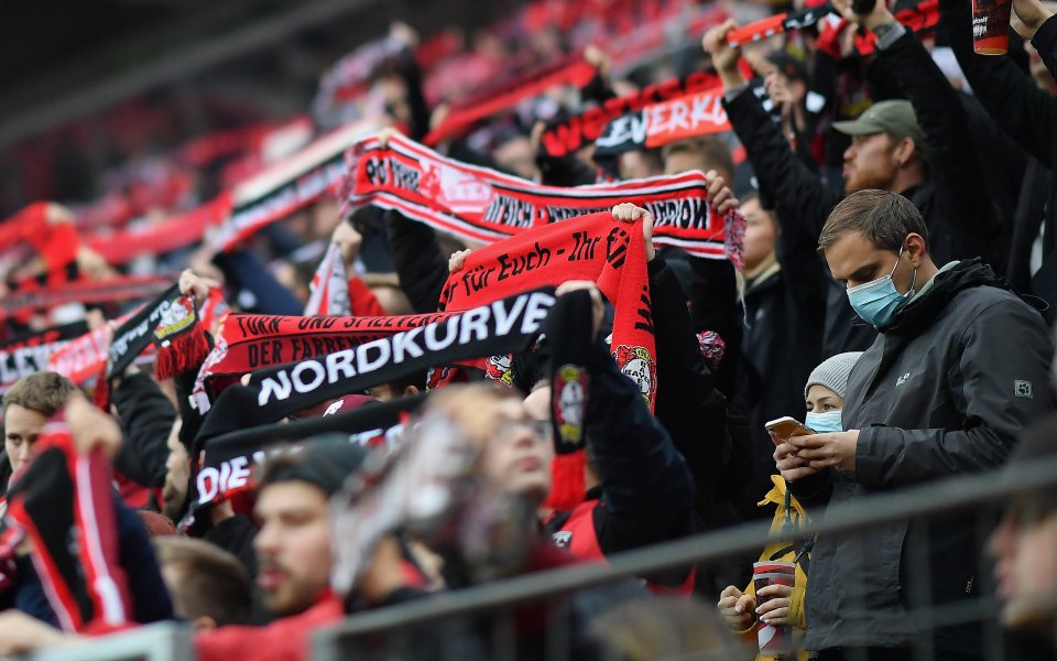 Максимум до 15 000 зрители ще бъдат допускани на мачовете