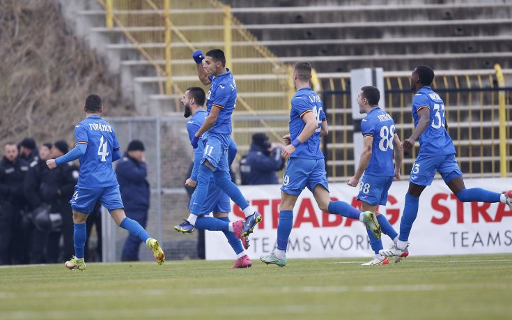 Добра новина от Бразилия за Левски и Станимир Стоилов