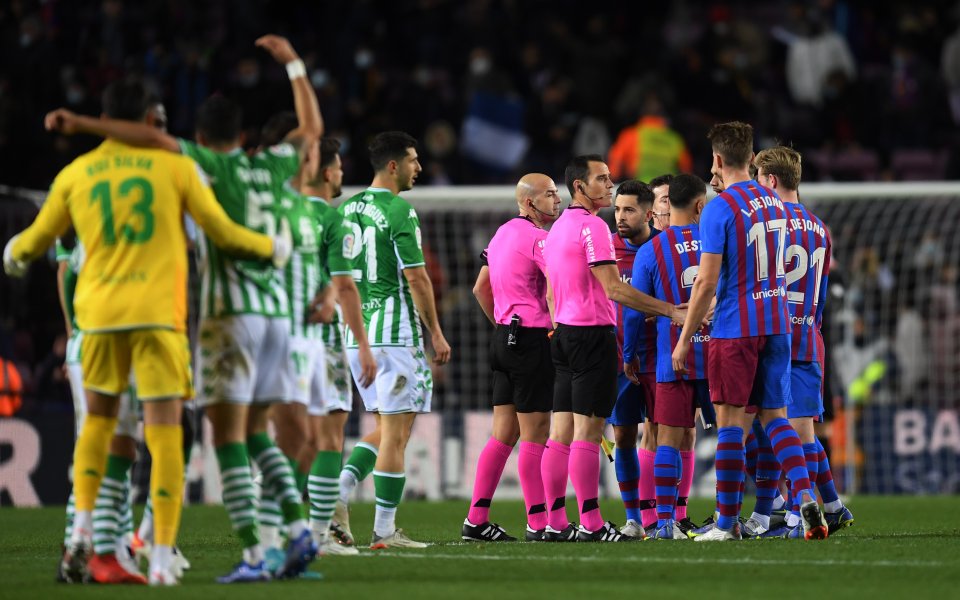 Бетис посреща Барселона в най-любопитния двубой от съботната програма в