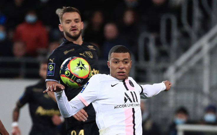 Ланс изпусна да победи ПСЖ и продължава да е близо до зона ШЛ