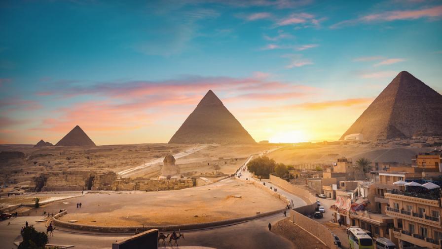 Откриха човешки останки със златни езици в Египет