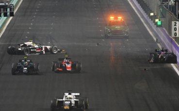 Люис Хамилтън триумфира в инфарктната надпревара за Гран При на